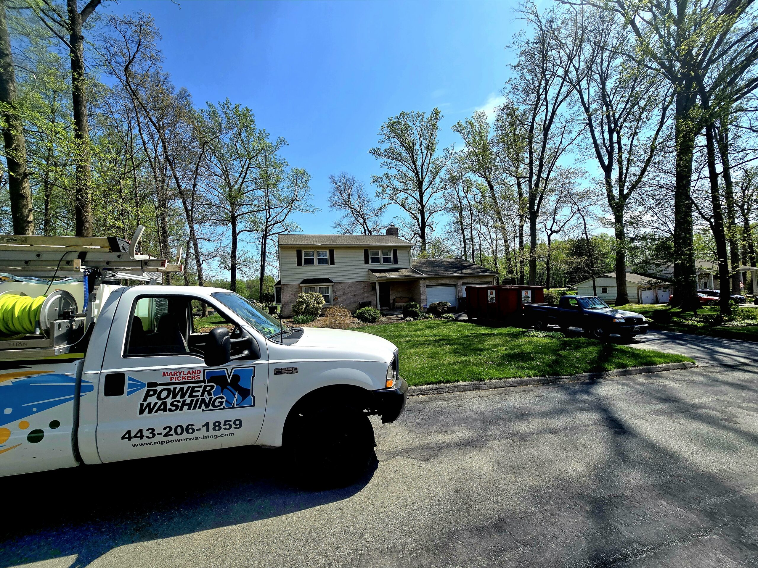 A photo of a Maryland Pickers Power Washing truck providing professional Power Washing Services in Edgewood MD, Bel Air MD, Churchville MD, Forest Hill MD, Abingdon MD, Havre de Grace MD, and beyond.